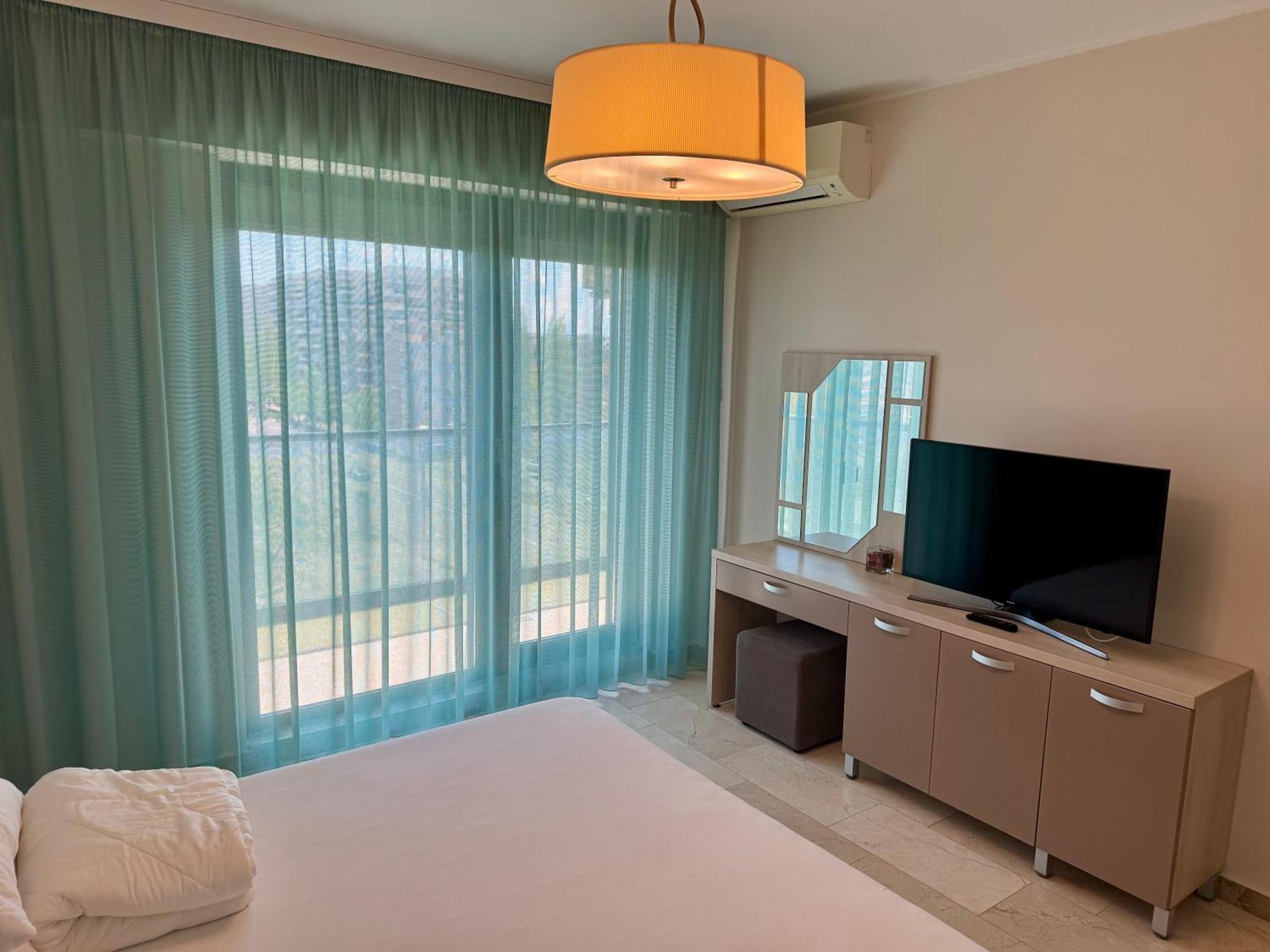 Sophia 3 Luxury Apartments Mamaia Zimmer foto